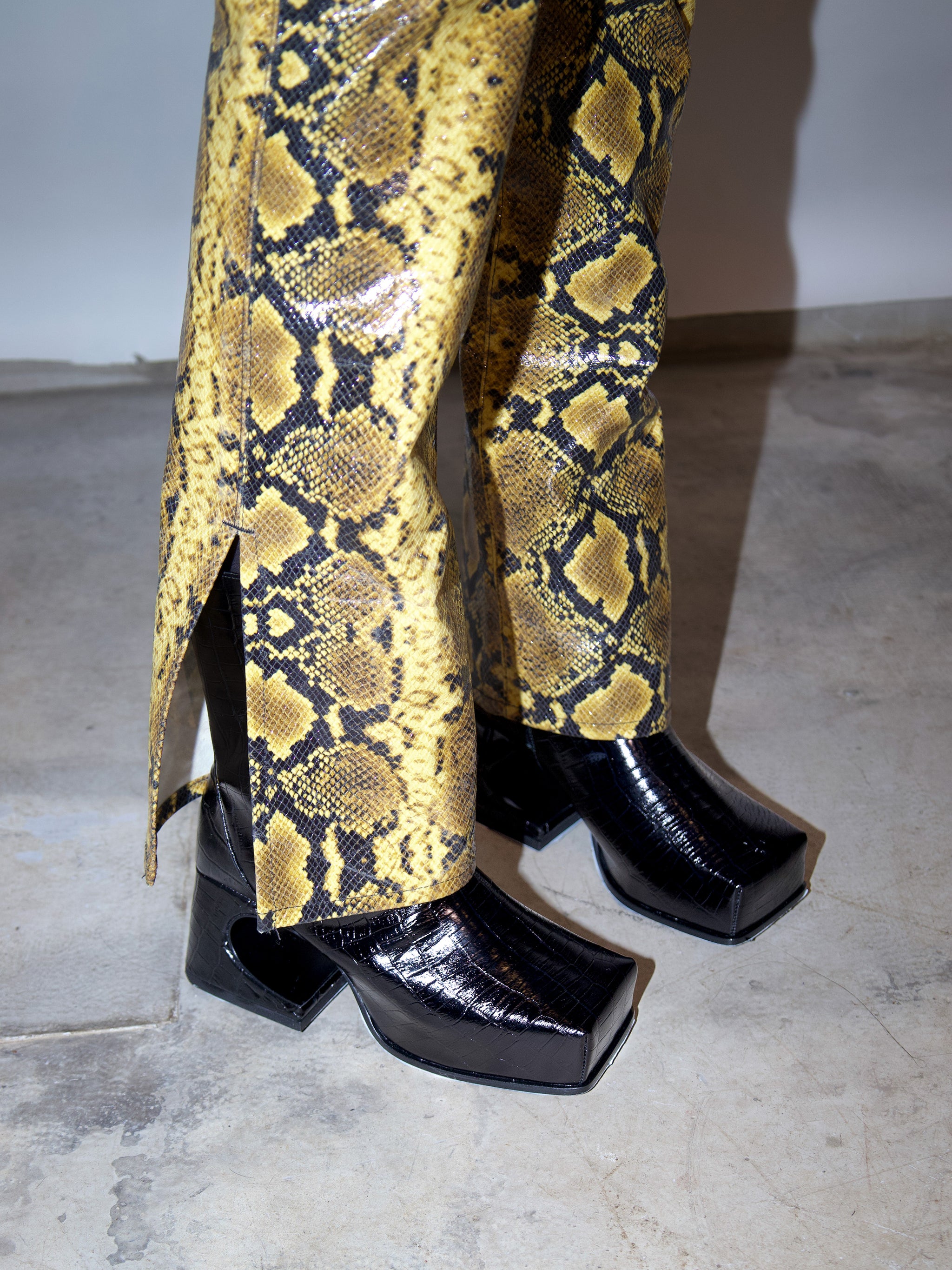 Black Coco Roxy Boots