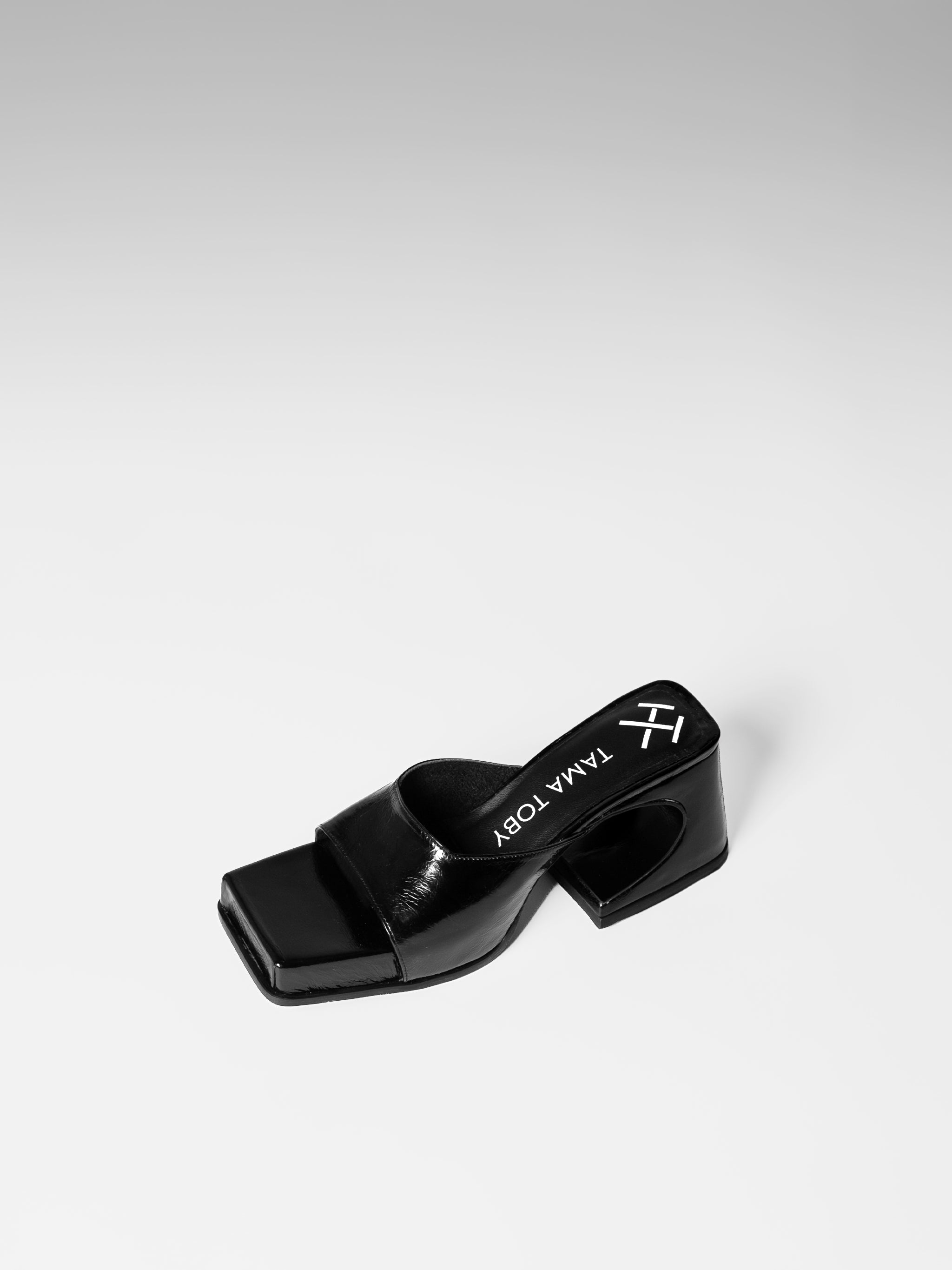 Diamond Black Gigi Slide