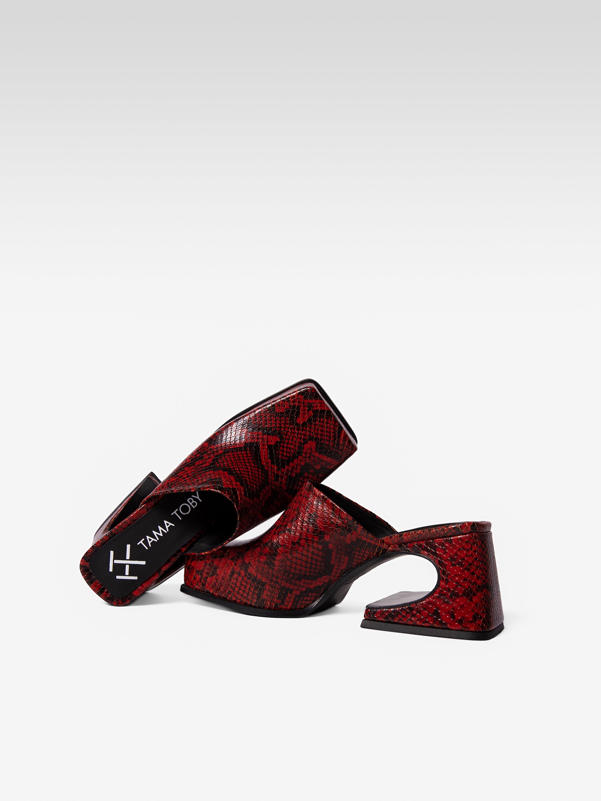 Red Snake Sassy Mule