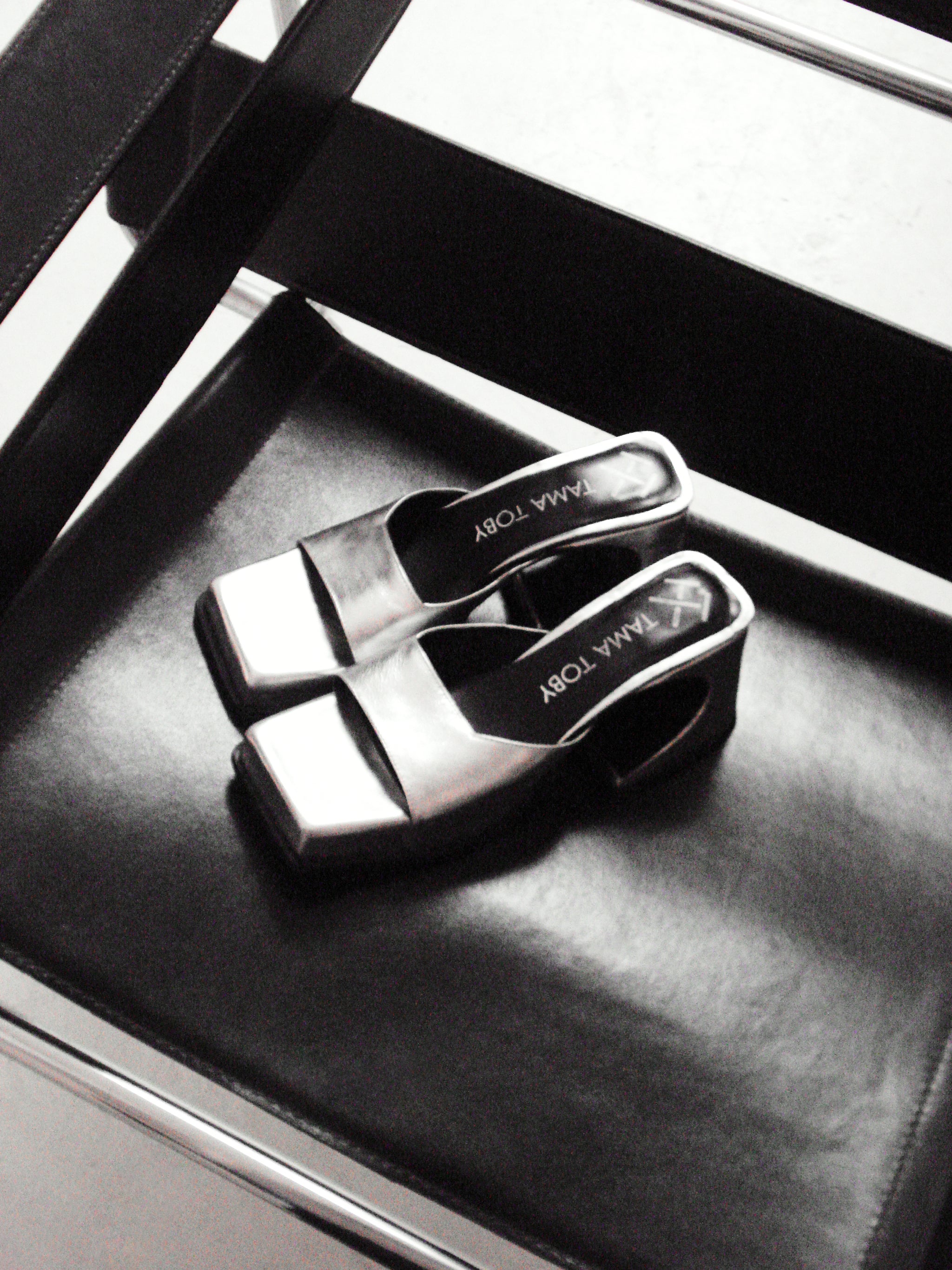 SILVER GIGI SLIDE