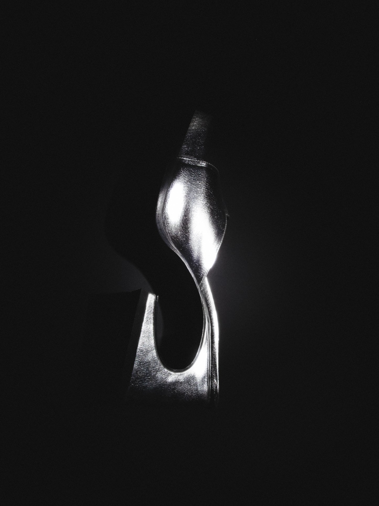SILVER GIGI SLIDE.