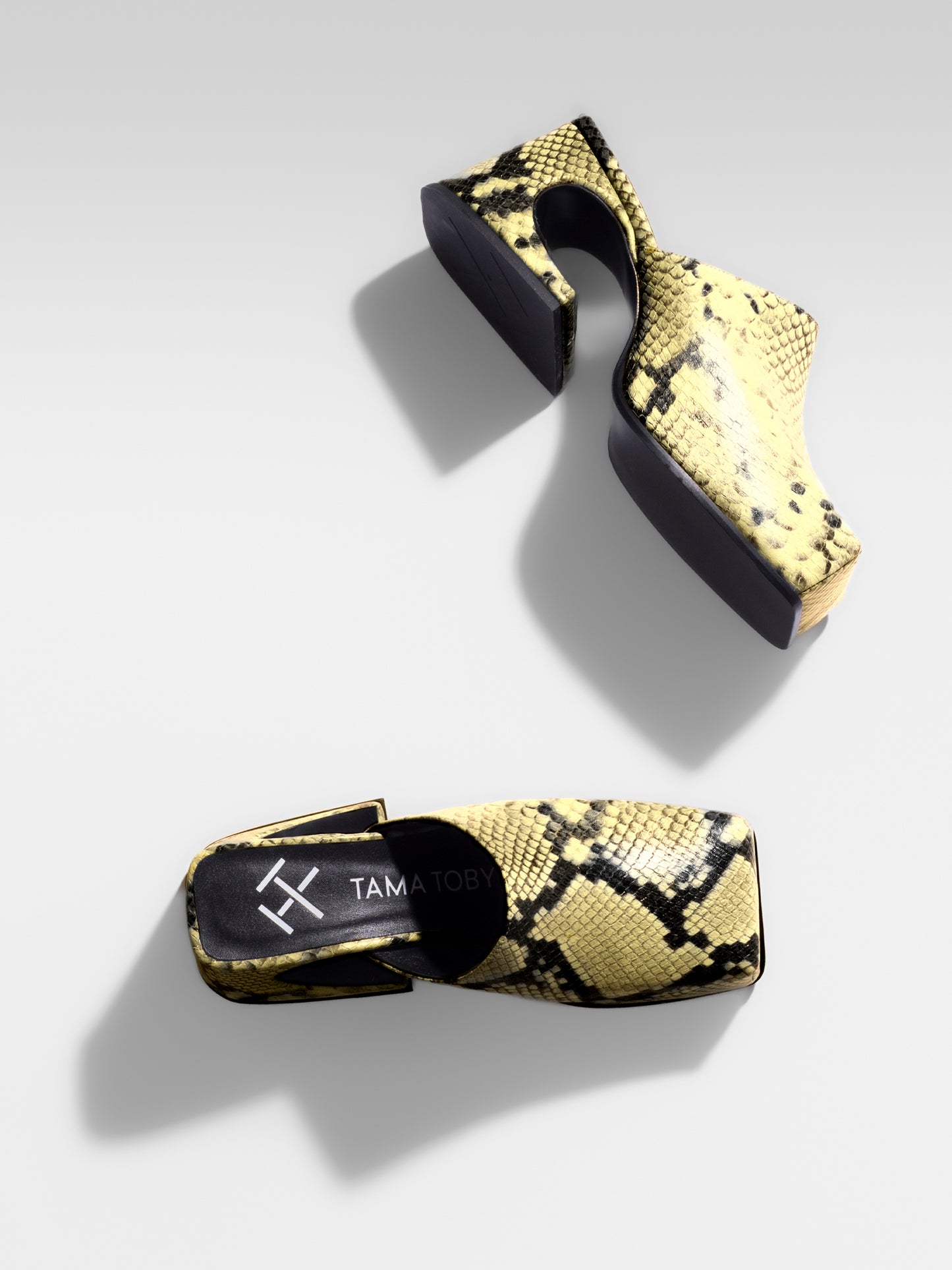 La Vanilla Snake Sassy Mule