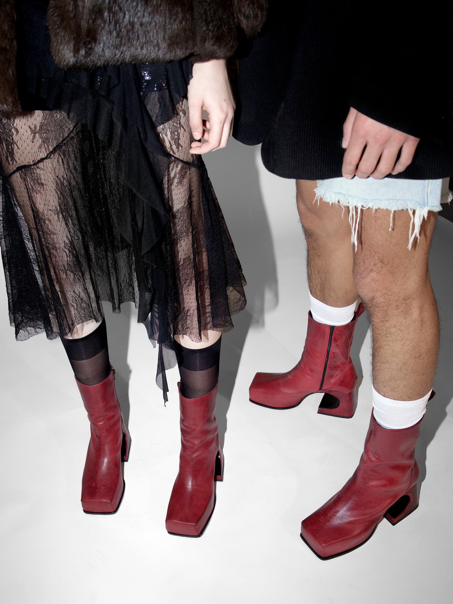 Vino Tinto Roxy Boots