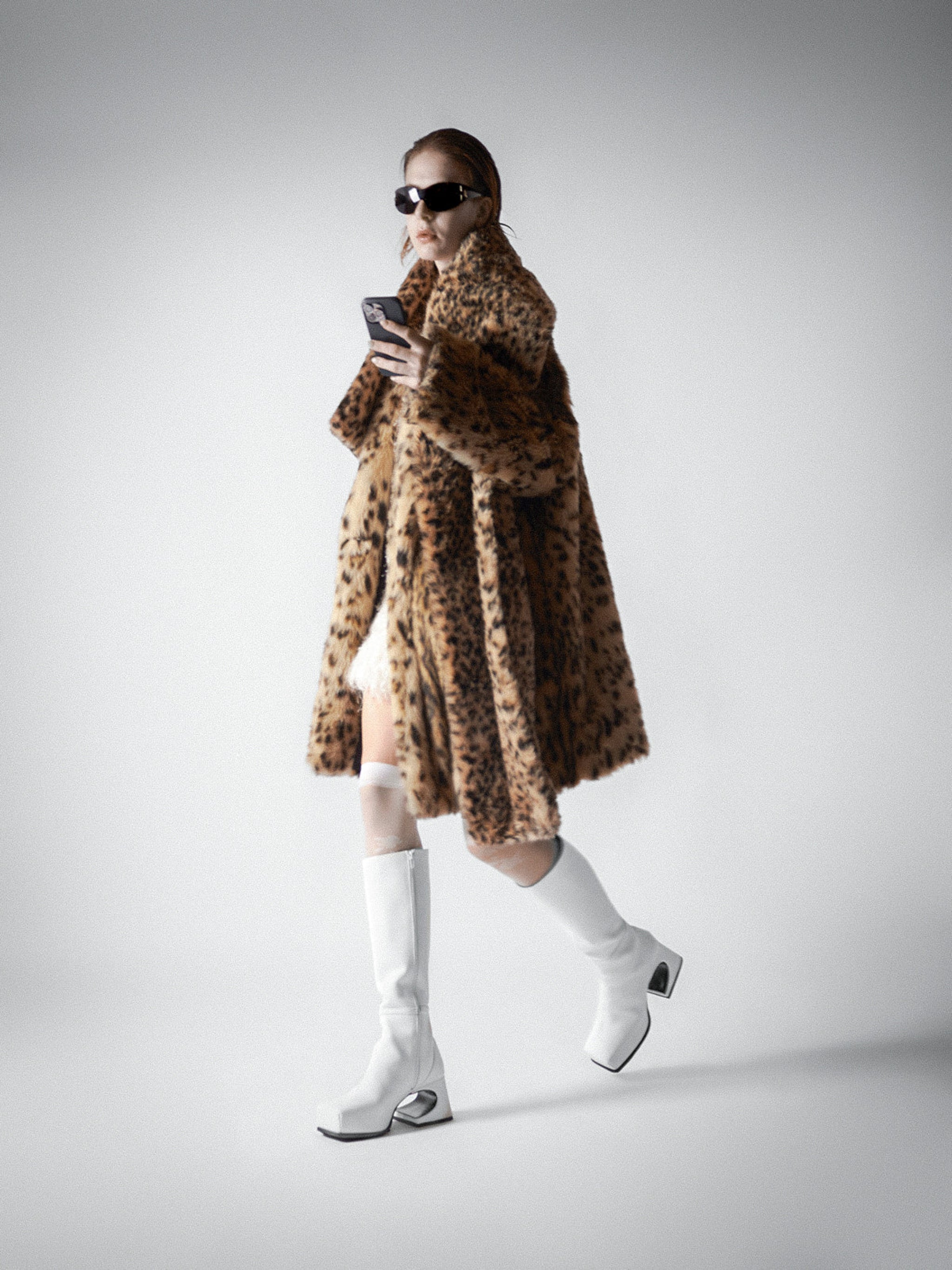 COCA WHITE ROXY BOOT — PREMIUM LEATHER KNEE HIGH SQUARE HEEL